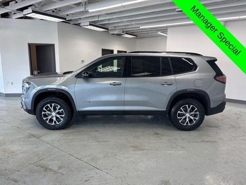 2025 GMC Acadia AWD AT4