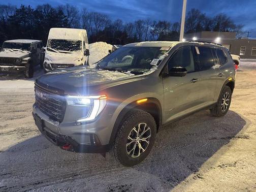 2025 GMC Acadia AWD AT4