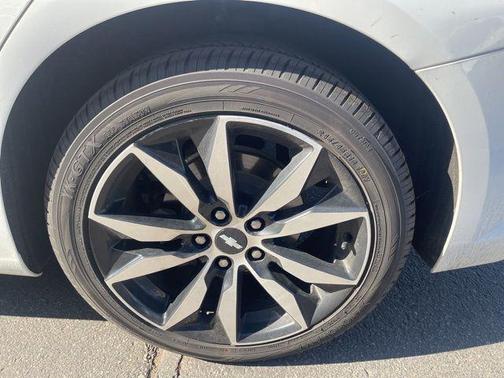 2017 Chevrolet Malibu 1LT