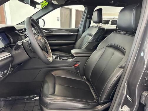 Baltic Gray Metallic Clearcoat 2025 Jeep Grand Cherokee Limited