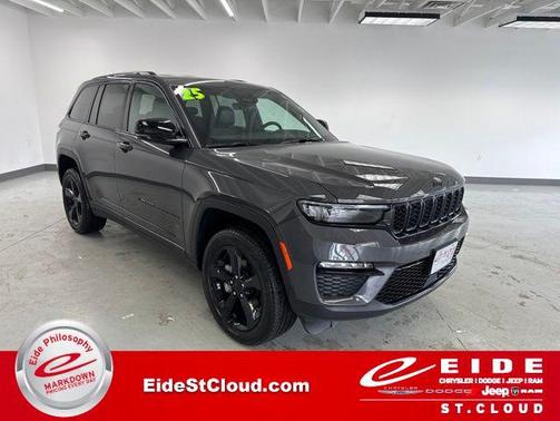 Baltic Gray Metallic Clearcoat 2025 Jeep Grand Cherokee Limited