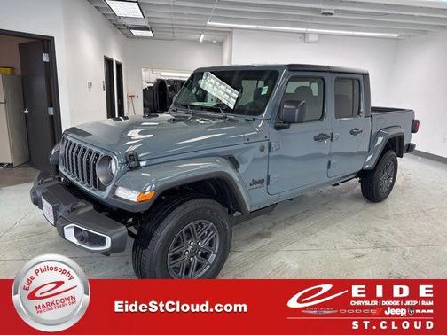 2026 Jeep Gladiator Sport S