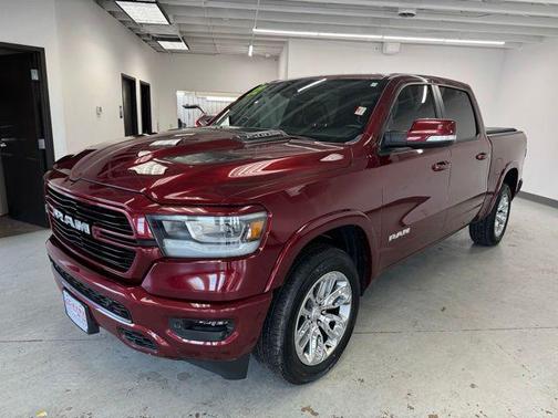 Delmonico Red Pearlcoat 2022 RAM 1500 Laramie