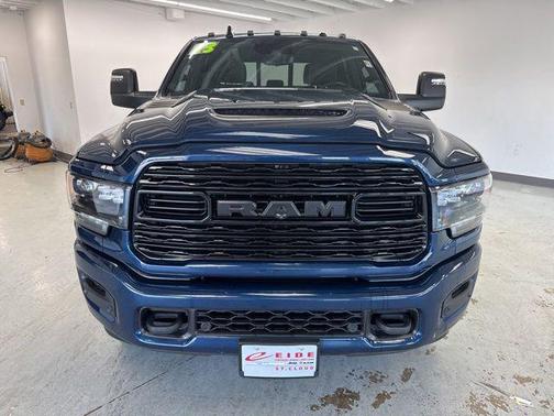 Patriot Blue Pearlcoat 2023 RAM 3500 Limited Crew Cab 4x4 6'4' Box