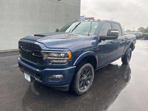 Patriot Blue Pearlcoat 2023 RAM 3500 Limited Crew Cab 4x4 6'4' Box