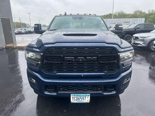 Patriot Blue Pearlcoat 2023 RAM 3500 Limited Crew Cab 4x4 6'4' Box