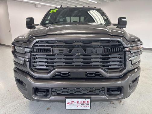 2025 RAM 2500 Big Horn Crew Cab 4x4 6'4' Box