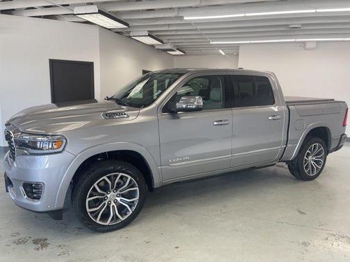 2025 RAM 1500 ST