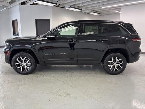 2025 Jeep Grand Cherokee Limited X