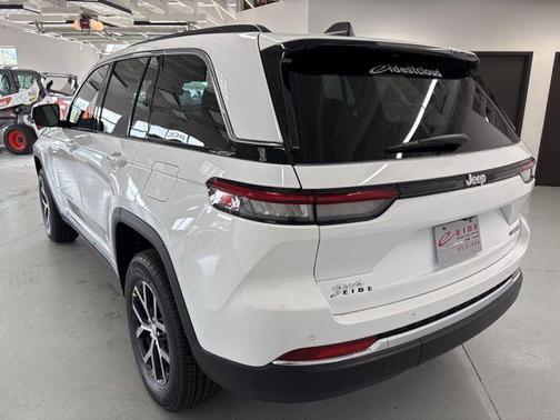 2025 Jeep Grand Cherokee Limited X
