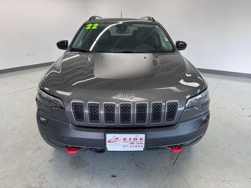 2022 Jeep Cherokee Trailhawk
