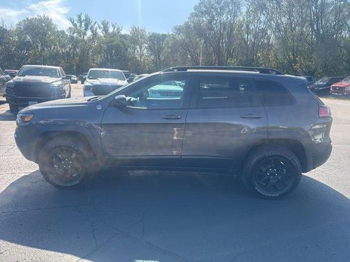 2022 Jeep Cherokee Trailhawk