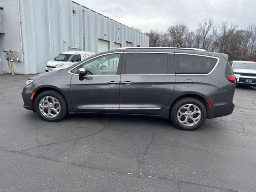 2021 Chrysler Pacifica Limited