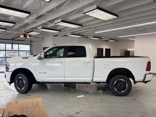 2026 RAM 2500 Laramie Crew Cab 4x4 6'4' Box