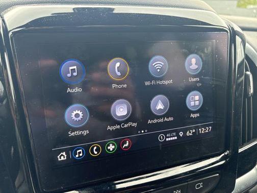 Silver Sage Metallic 2023 Chevrolet Traverse LT Cloth