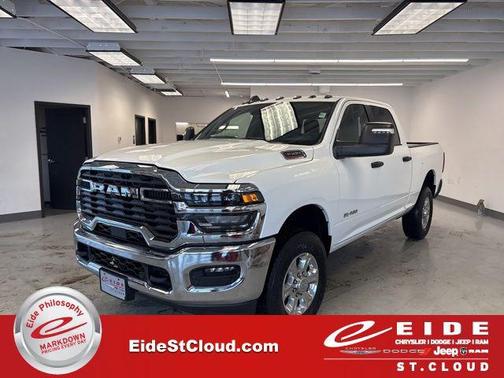 2026 RAM 3500 Big Horn Crew Cab 4x4 6'4' Box