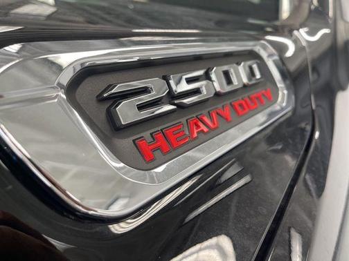 2025 RAM 2500 Tradesman Crew Cab 4x4 6'4' Box