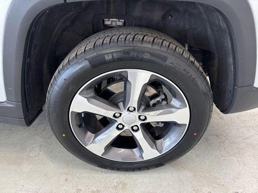 Silver Zynith 2023 Jeep Grand Cherokee 4xe Base