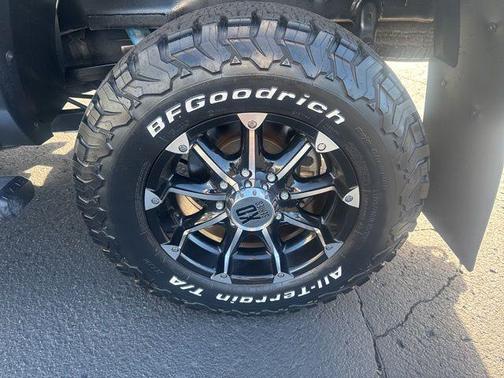 2018 RAM 2500 Tradesman Crew Cab 4x4 8' Box