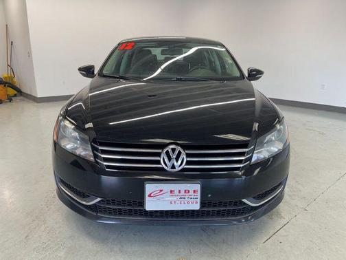 2012 Volkswagen Passat 2.5 SE