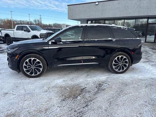 2024 Lincoln Nautilus Reserve