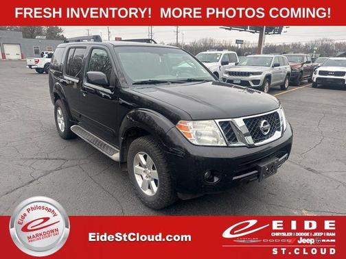 2010 Nissan Pathfinder SE