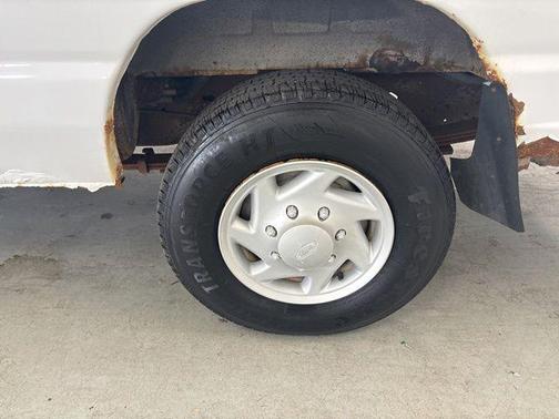 Oxford White Clearcoat 2001 Ford E350 Super Duty XL Wagon
