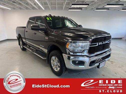 2021 RAM 3500 Big Horn Crew Cab 4x4 6'4' Box