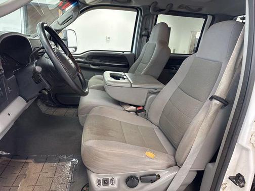 Oxford White Clearcoat 2005 Ford F-250 XLT