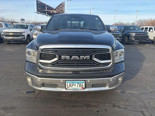 2017 RAM 1500 Limited Crew Cab 4x4 5'7' Box