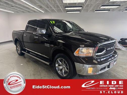 2017 RAM 1500 Limited Crew Cab 4x4 5'7' Box