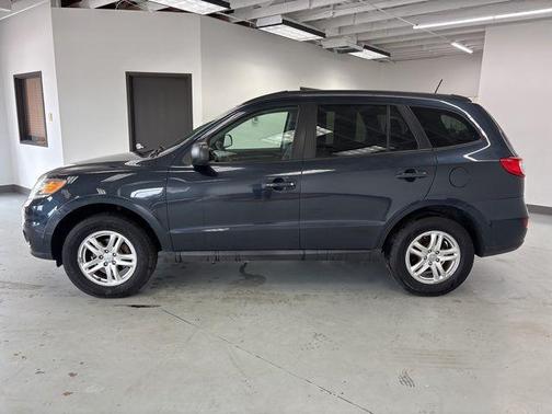 2012 Hyundai SANTA FE GLS