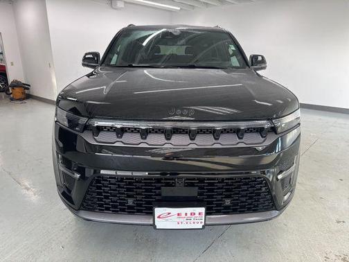 High Gloss Black 2026 Jeep Grand Wagoneer L Summit Obsidian 4x4