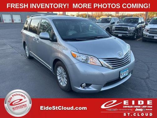 2015 Toyota Sienna XLE