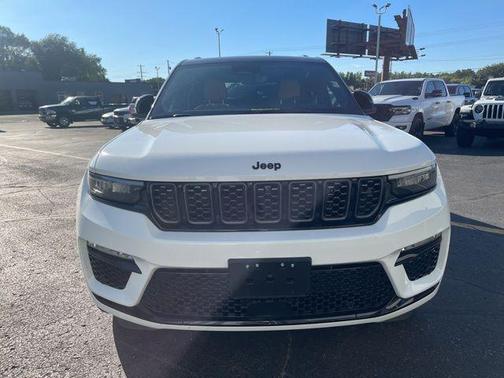 2025 Jeep Grand Cherokee Summit
