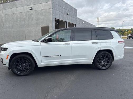 2023 Jeep Grand Cherokee L Summit