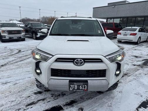 2022 Toyota 4Runner TRD Off Road
