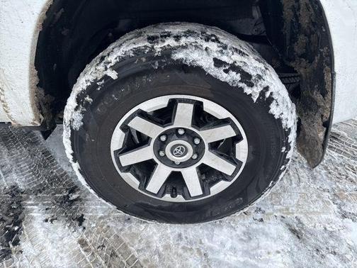 2022 Toyota 4Runner TRD Off Road