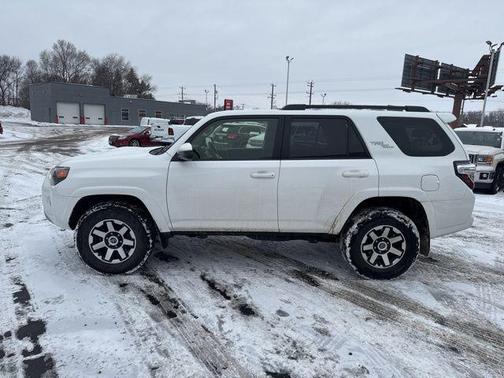 2022 Toyota 4Runner TRD Off Road