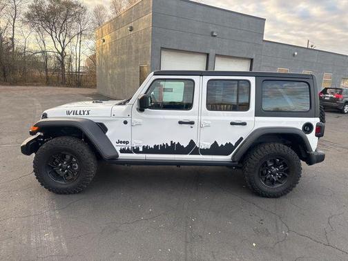 2024 Jeep Wrangler Willys