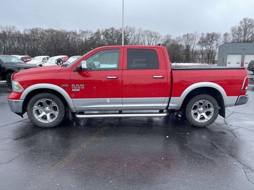 Flame Red Clearcoat 2014 RAM 1500 Laramie