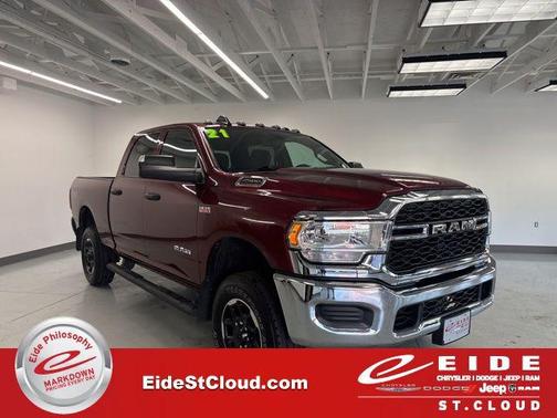 2021 RAM 2500 Tradesman Crew Cab 4x4 6'4' Box