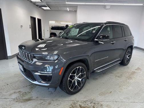 2024 Jeep Grand Cherokee Summit
