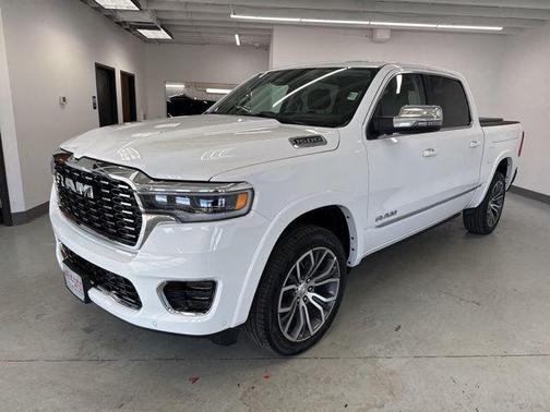 Bright White Clearcoat 2026 RAM 1500 ST