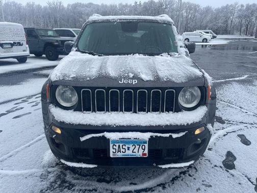 Granite Crystal Metallic Clearcoat 2016 Jeep Renegade Latitude