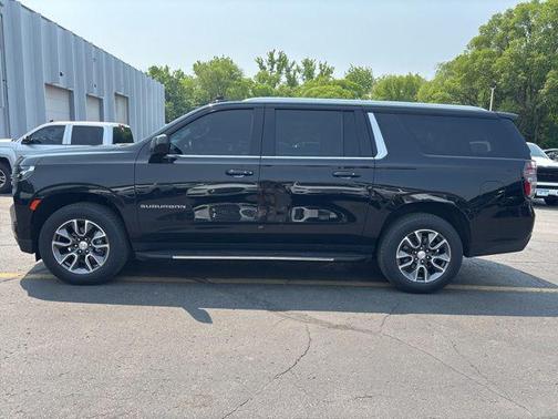 2021 Chevrolet Suburban LT