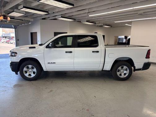 Bright White Clearcoat 2026 RAM 1500 Tradesman