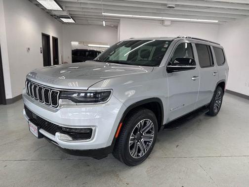 Silver Zynith 2023 Jeep Wagoneer Series I 4x4