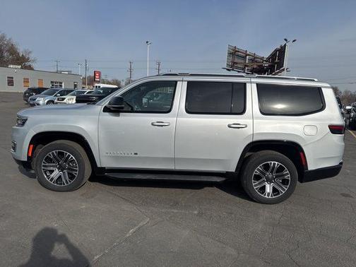 Silver Zynith 2023 Jeep Wagoneer Series I 4x4