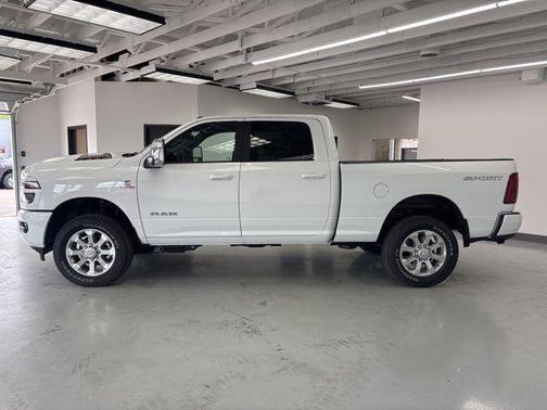 2025 RAM 2500 Laramie Crew Cab 4x4 6'4' Box